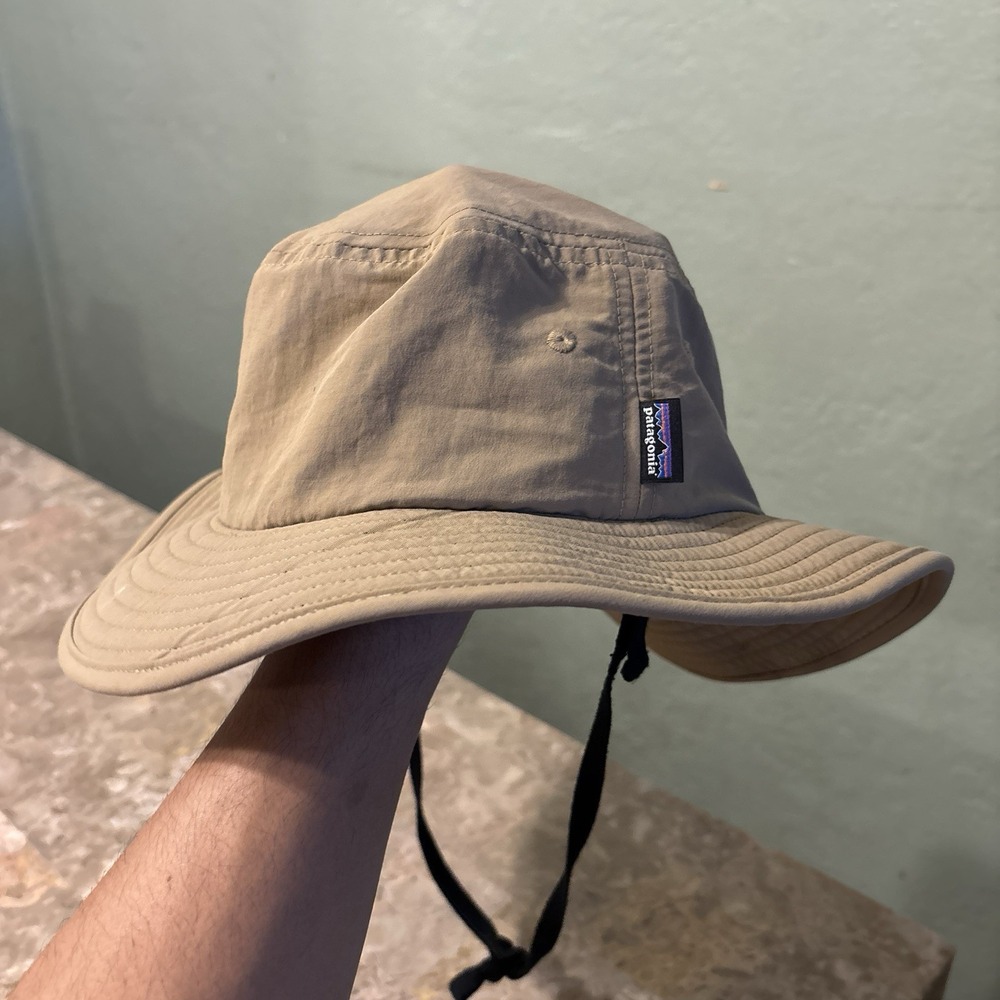 Patagonia Boonie Hat Adult One Size Beige Safari Fly Fishing Chin Strap Bucket